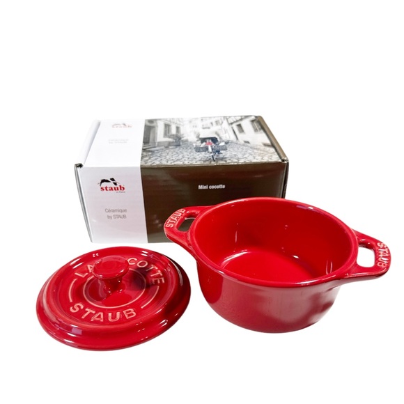NEW Staub CHERRY (Red) MINI ROUND CERAMIC COCOTTE 10cm - Picture 3 of 7